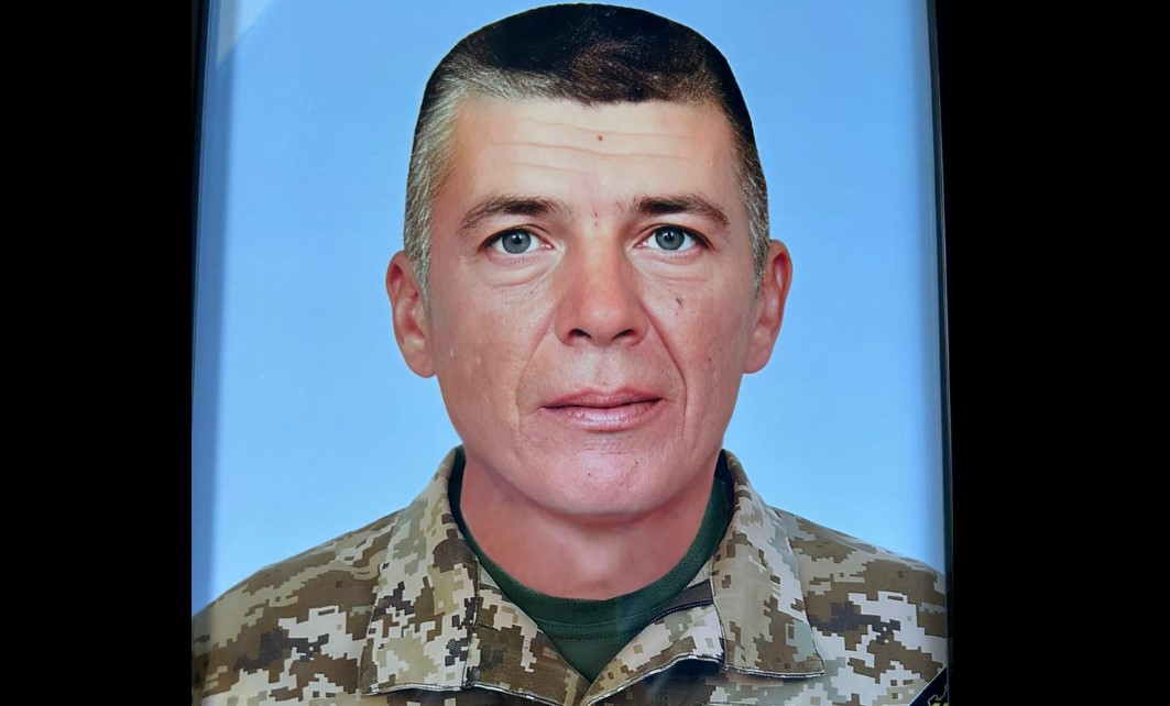 Білгород-Дністровська громада прощається зі штаб-сержантом Русланом Цибульським «фото»