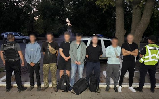 На підводі із сіном: на Одещині прикордонники зупинили переправників і ухилянтів (фото, відео) usionline.com На підводі із сіном: на Одещині прикордонники зупинили переправників і ухилянтів (фото, відео) «фото»