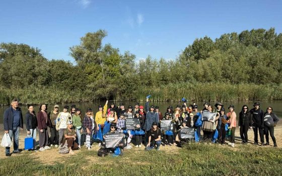 Одесити зібрали майже тонну сміття на екостежці «Дністровія» (фото) «фото»