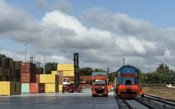 В Україні запустили великий контейнерний термінал, що зʼєднає порти Одещини та ЄС «фото»