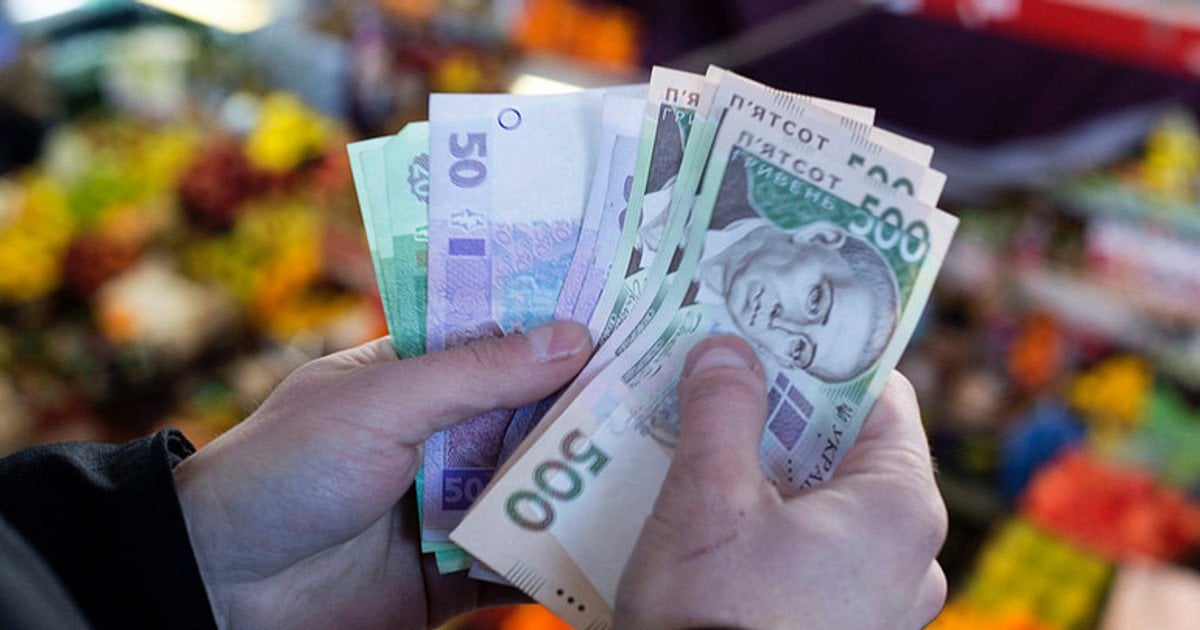 В Україні у 2026 році подорожчають пальне, тютюнові вироби та солодкі напої «фото»