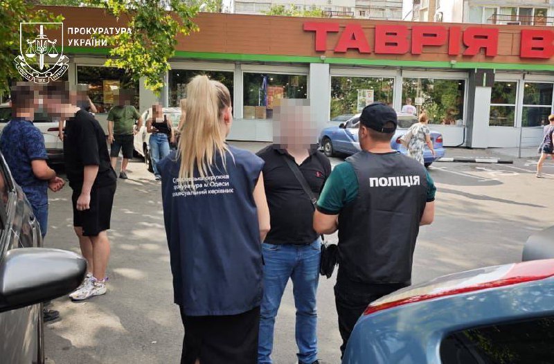Чиновника, який вимагав «подяку» за встановлення торгівельні точки в Одесі, будуть судити (фото) «фото»