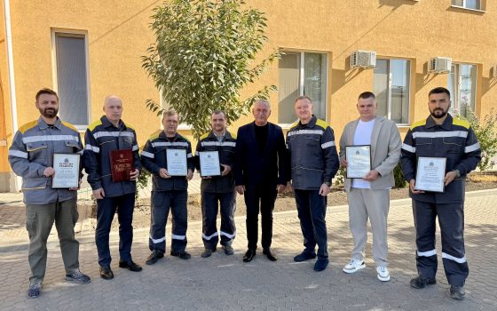Енергетиків Одещини відзначили за оперативне відновлення світла після атак (фото) «фото»