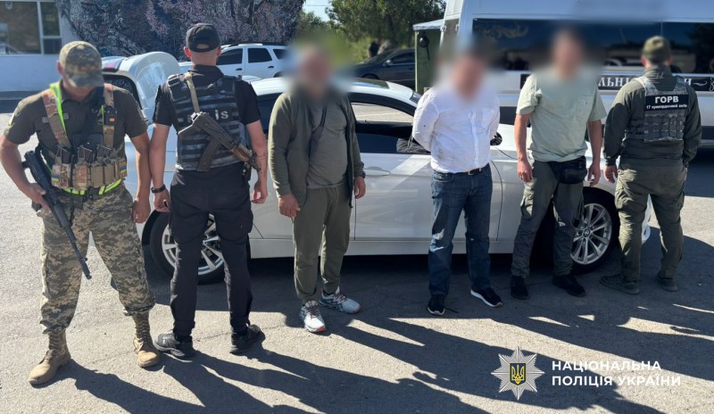 Псевдопрокурор переправляв за кордон військовозобов’язаних «фото»
