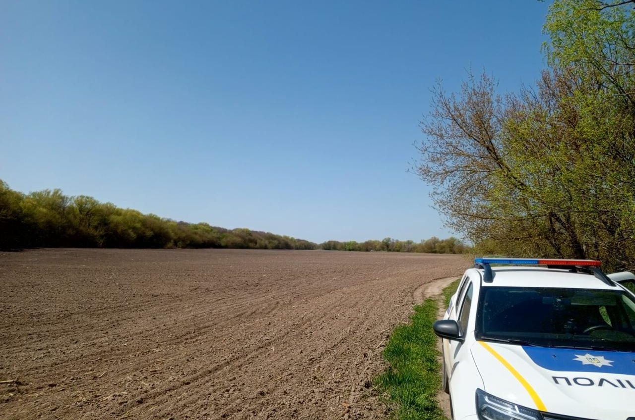 На Одещині фермери захопили майже 68 гектарів землі аби обробляти її для прибутку (фото) «фото»
