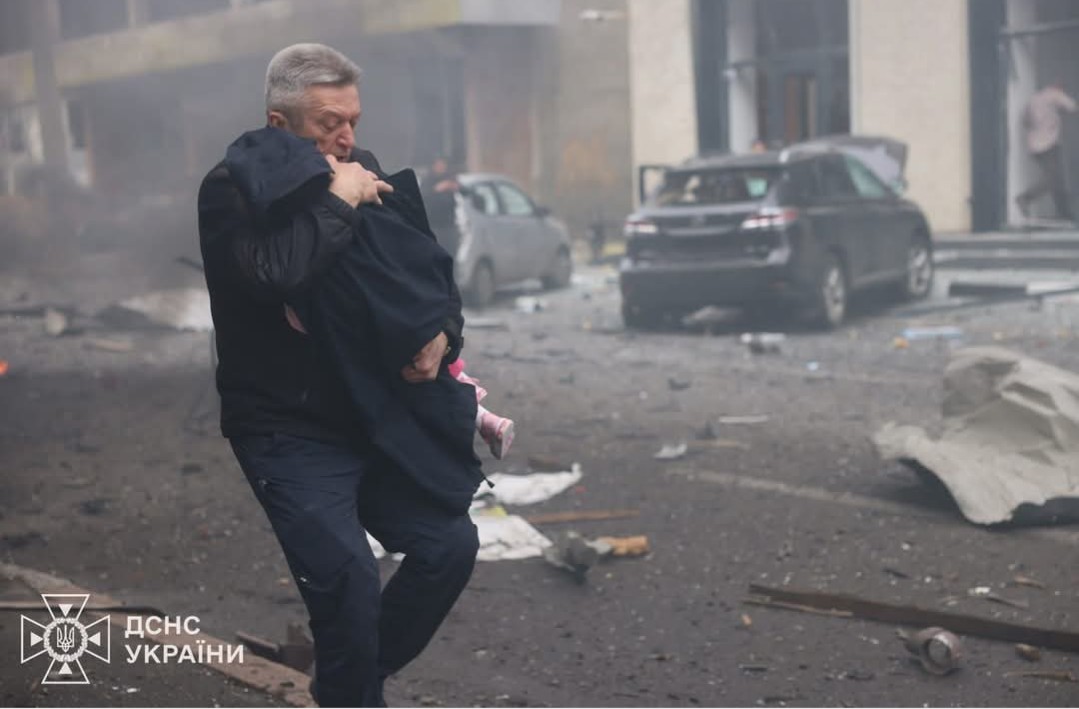 У світі путіних і кимів є герої і вони мають імена usionline.com У світі путіних і кимів є герої і вони мають імена «фото»