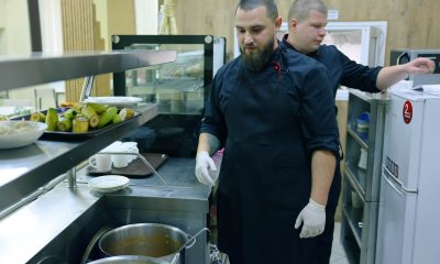 На хвилях смаку: як маріуполець «Бурлака» став коком Морської охорони (фото, відео) usionline.com На хвилях смаку: як маріуполець «Бурлака» став коком Морської охорони (фото, відео) «фото»