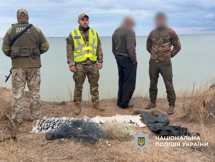 Поліція затримала браконьєра з кефаллю та камбалою на Тузлівських лиманах (фото) «фото»