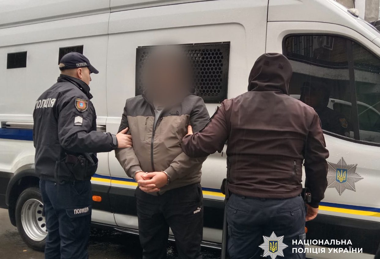 В Подільську затримали чоловіка, який збував психотропи (фото) usionline.com В Подільську затримали чоловіка, який збував психотропи (фото) «фото»