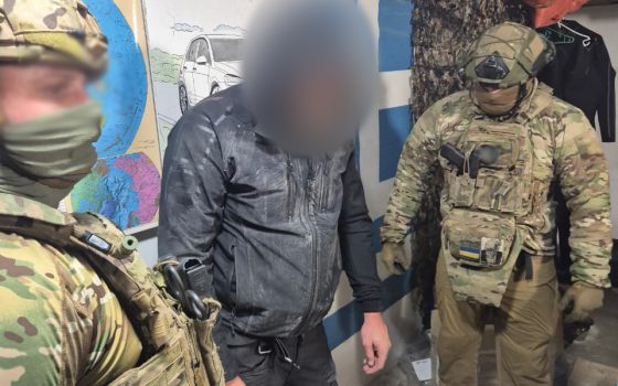 На Одещині чоловіків переправляли до Румунії на підводних скутерах (фото) «фото»