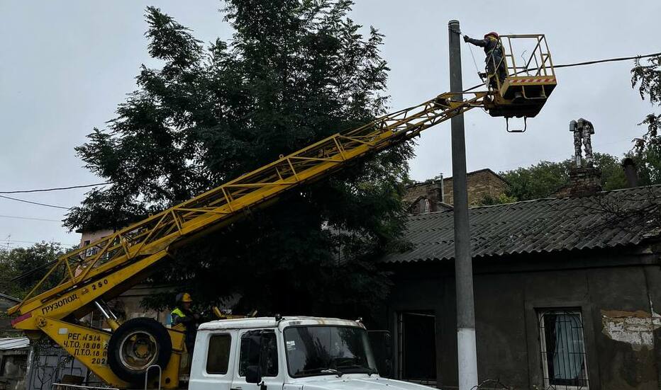 Нічна атака та наслідки негоди: в Одесі значні перебої з електропостачанням «фото»