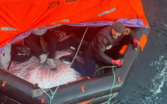 У Чорному морі затонуло судно, яке належало одеській компанії: весь екіпаж врятували (фото) «фото»
