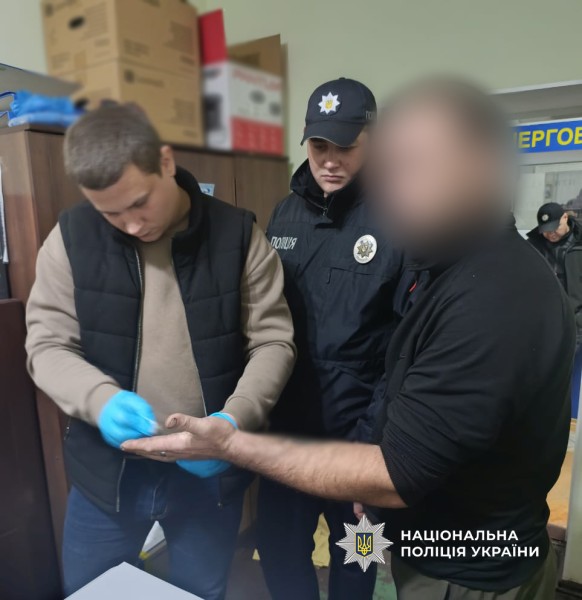 На Одещині чоловік до смерті побив знайомого, заступившись за його дружину usionline.com На Одещині чоловік до смерті побив знайомого, заступившись за його дружину «фото»