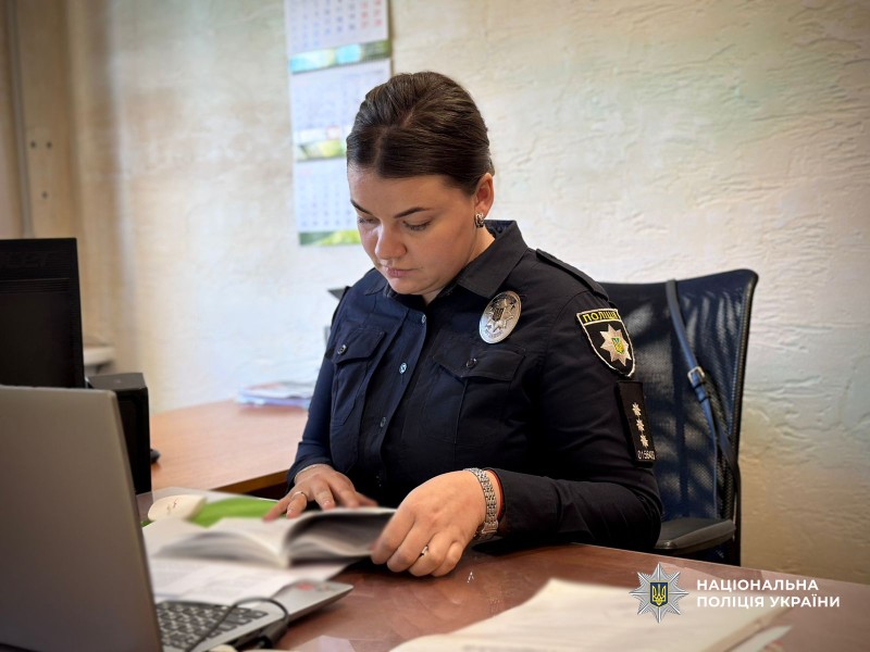 Одесит обдурив трьох жінок, пообіцявши авто з Китаю, і зник з грошима usionline.com Одесит обдурив трьох жінок, пообіцявши авто з Китаю, і зник з грошима «фото»