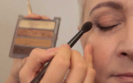«Ми повертаємо жінкам віру в себе»: як одеська студія краси змінює життя українок (фото, відео) «фото»