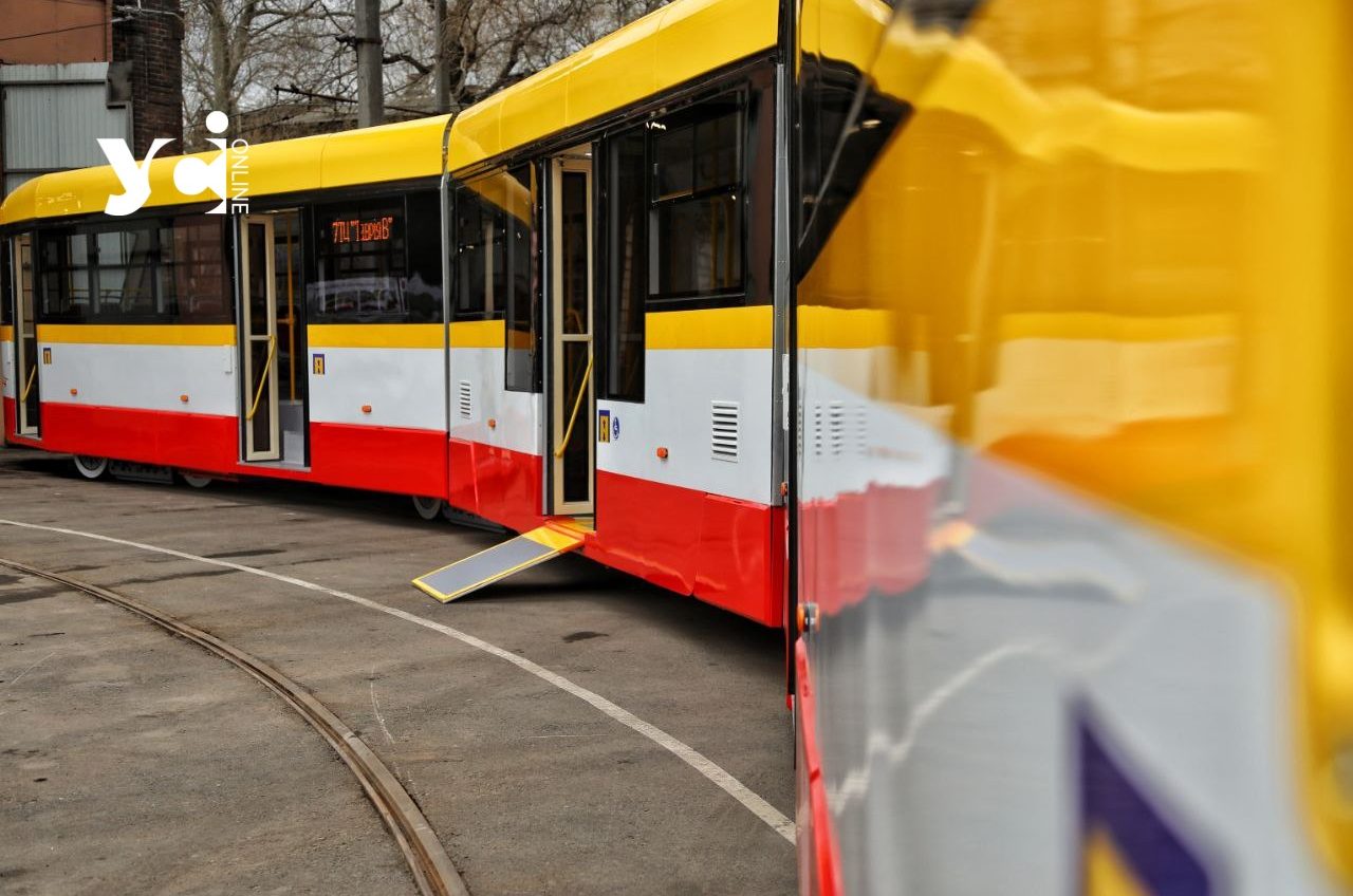 В одеському електротранспорті розширили можливості безготівкової оплати usionline.com В одеському електротранспорті розширили можливості безготівкової оплати «фото»