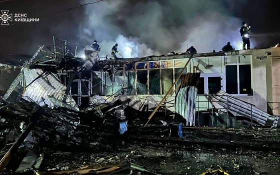 Росія масовано атакувала енергетику України, випустивши по містам 450 дронів та 30 ракет (фото) usionline.com Росія масовано атакувала енергетику України, випустивши по містам 450 дронів та 30 ракет (фото) «фото»