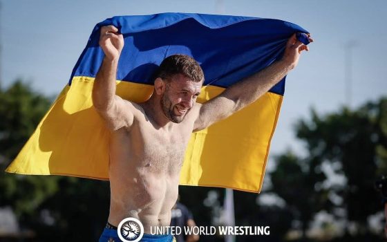 Борець з Одещини Василь Михайлов здобув золото світової серії «фото»