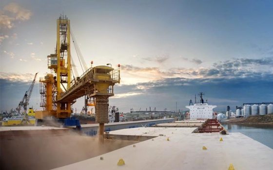 З одеських портів перевалили 40 млн тонн вантажів, що раніше йшли через Миколаїв usionline.com З одеських портів перевалили 40 млн тонн вантажів, що раніше йшли через Миколаїв «фото»