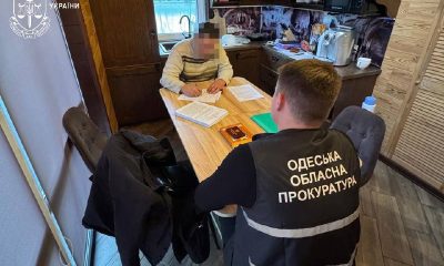 Прокуратура повідомила про підозру депутату та двом спільникам у контрабанді лісу через Одещину «фото»
