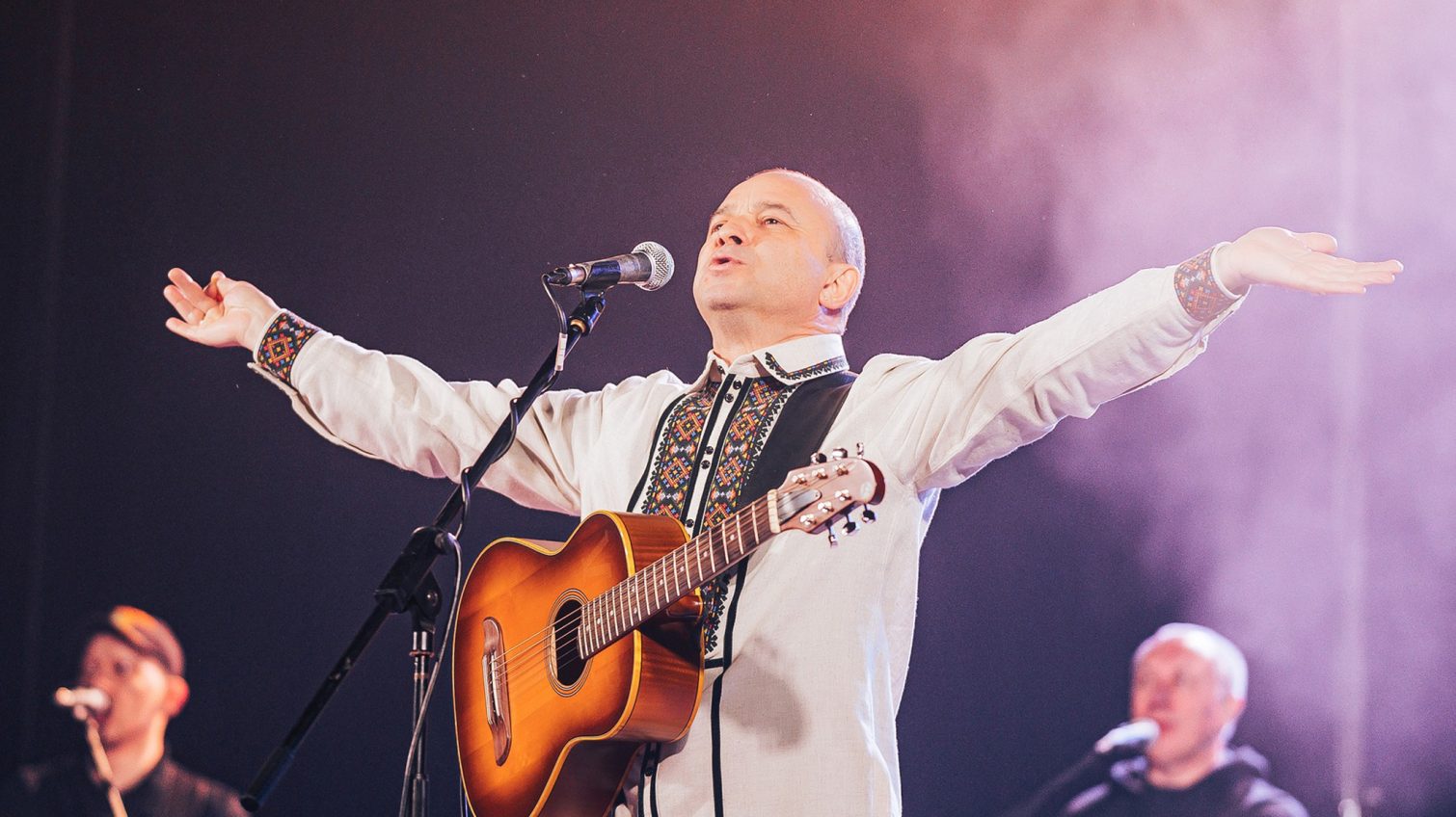 Ні обіцянок, ні пробачень! Віктор Павлік у неділю в Одесі заспіває легендарні хіти (фото, відео) «фото»