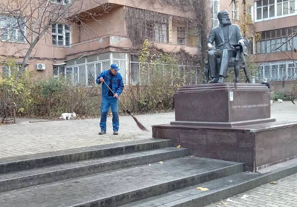 В Одесі пам’ятники покрили спеціальним антивандальним розчином (фото) «фото»