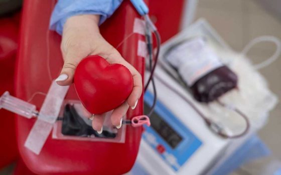 Спасати життя усіма доступними способами: Одеські рятувальники здали кров (фото) «фото»