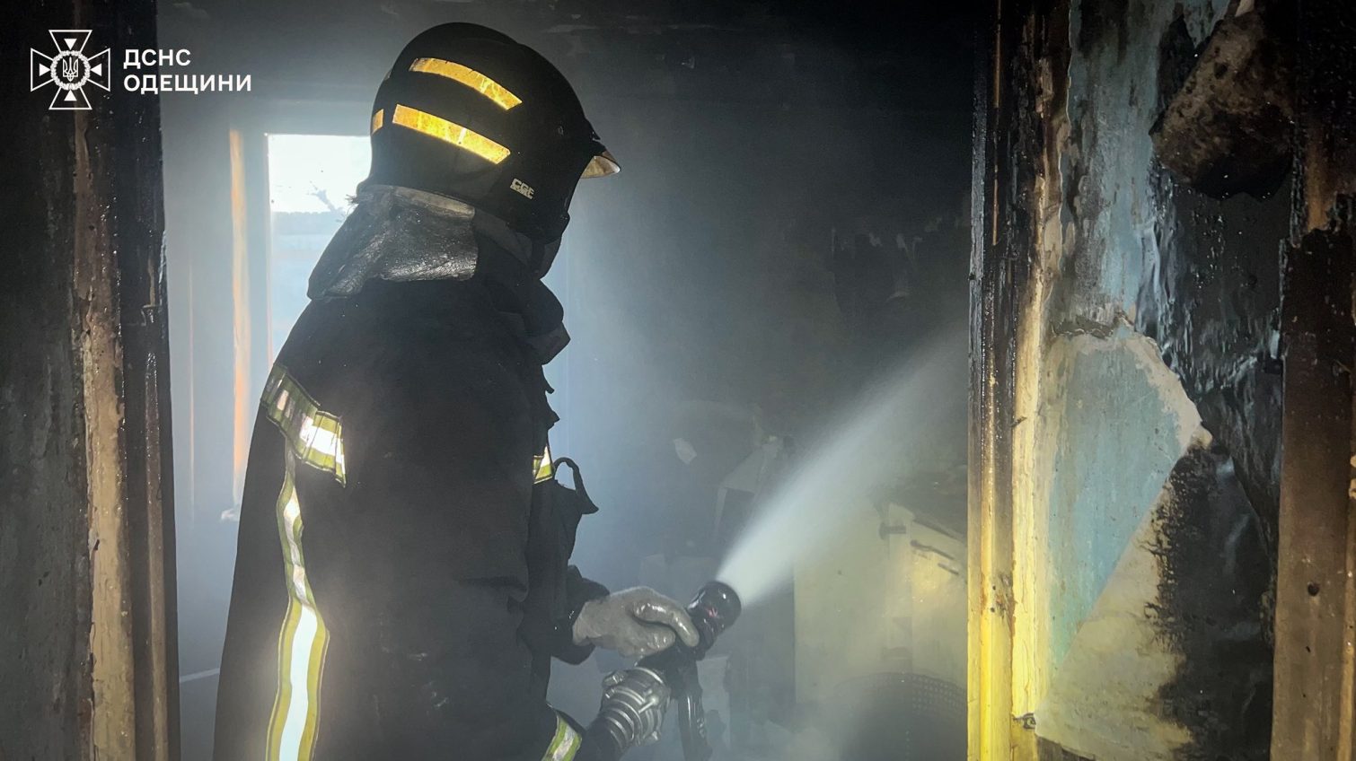 В Ширяєво горів будинок: є постраждалий та загиблий (фото) «фото»