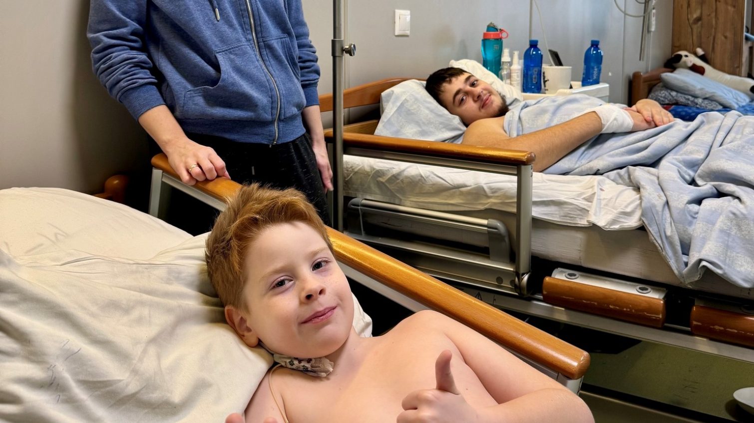 Медики «Охматдиту» повернули до життя двох братів із Херсона після танкового обстрілу (фото) «фото»