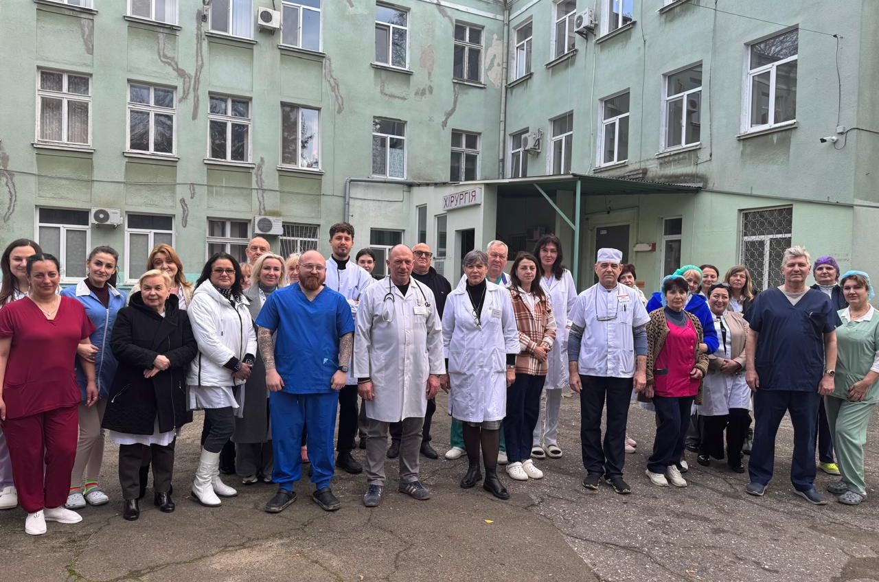 Колектив Одеського обласного медцентру висловив підтримку гендиректору Вадиму Шухтіну «фото»