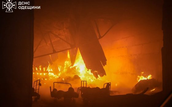 На Одещині через обстріл згоріли склади: збитки для довкілля сягнули 1,8 млн гривень «фото»