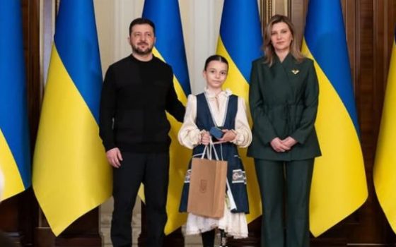 Юна гімнастка з Чорноморська, яка втратила ногу через російську ракету, отримала відзнаку від президента «фото»