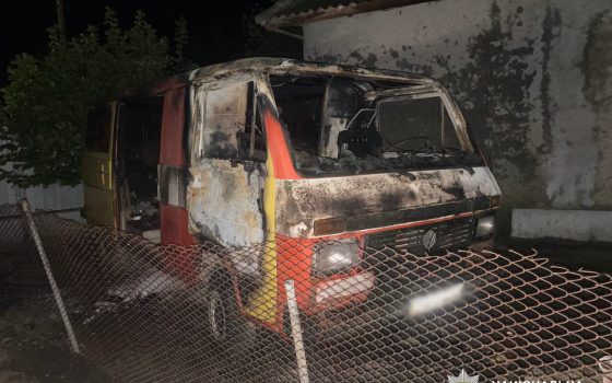 У Болградському районі чоловік підпалив авто родича через сварку (фото) «фото»