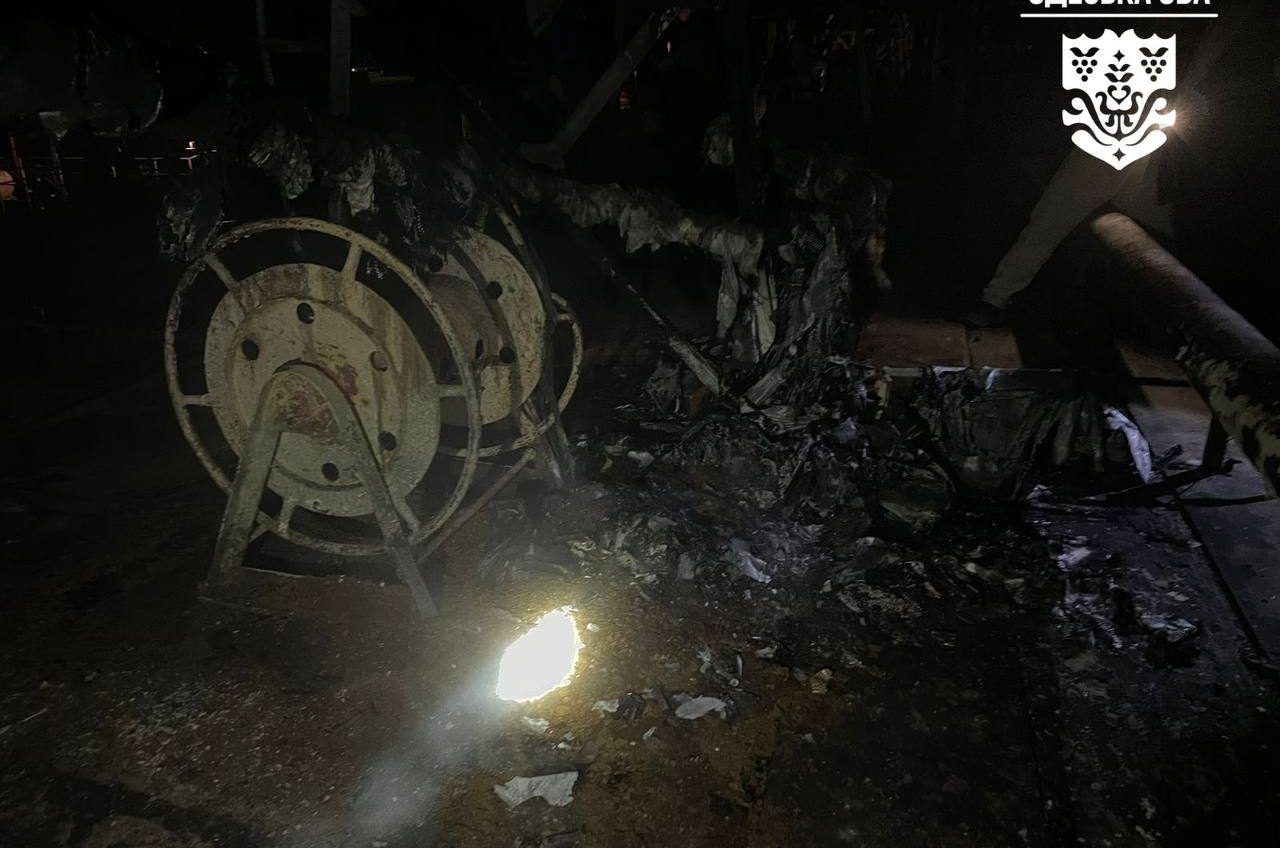 На Одещині через ворожу атаку пошкоджена портова інфраструктура «фото»