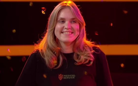 Бойова медикиня Луна здобула мільйон у телешоу, щоб підтримати свій підрозділ (відео) «фото»