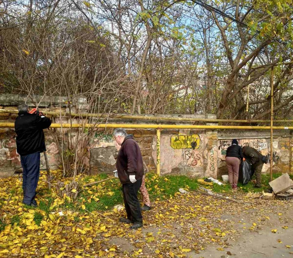 В Одесі екоінспекція прибрала провулок Якірний під час суботника (фото) «фото»
