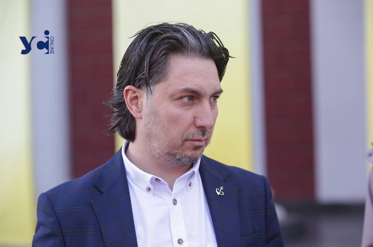 Головного по культурі в Одесі Івана Ліптугу вимагають звільнити «фото»