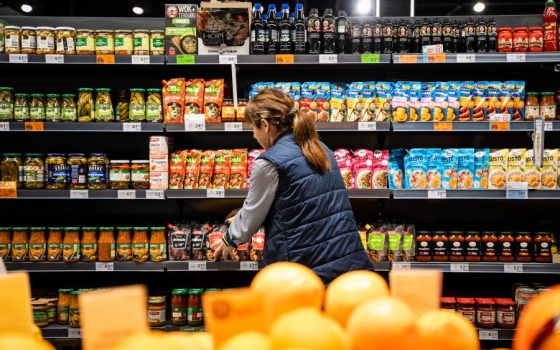 На третину зросли зарплати у сфері торгівлі: хто в ритейлі платить найбільше «фото»