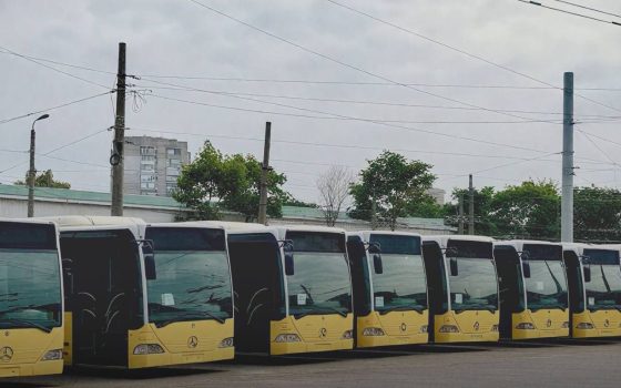 В Одесі, після вчорашньої російської атаки, організували рух соціальних автобусів «фото»