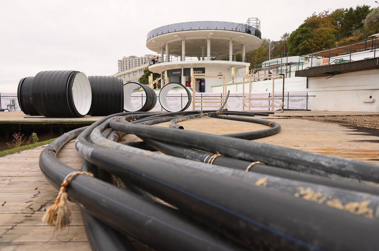 В Одесі ремонтують морську частину Новоаркадійського колектора (фото) «фото»