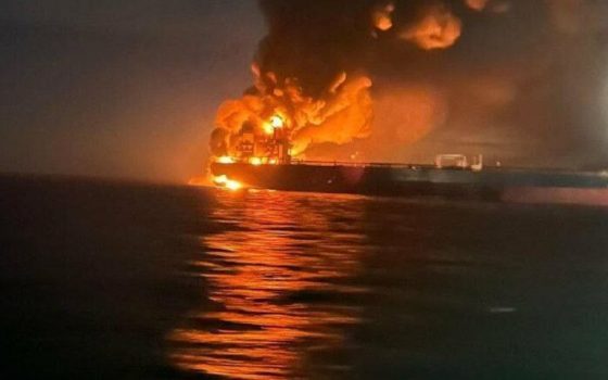 Біля узбережжя Туреччини вибухнули два танкери, пов’язані з російським тіньовим флотом (фото) «фото»