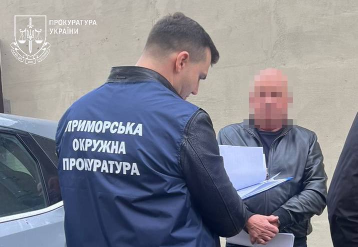 Директора компанії підозрюють у самовільній забудові набережної пляжу «Ланжерон» «фото»