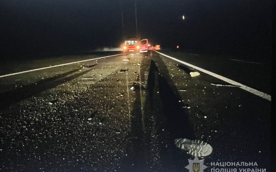 На трасі «Київ–Одеса» збили пішохода: чоловік загинув, водійка втекла (фото) «фото»