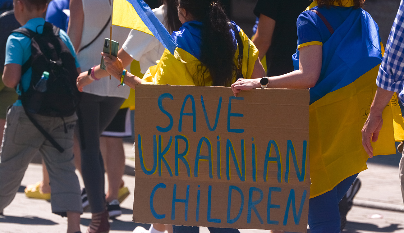 Сімох українських дітей повернули з Росії за сприяння Меланії Трамп «фото»