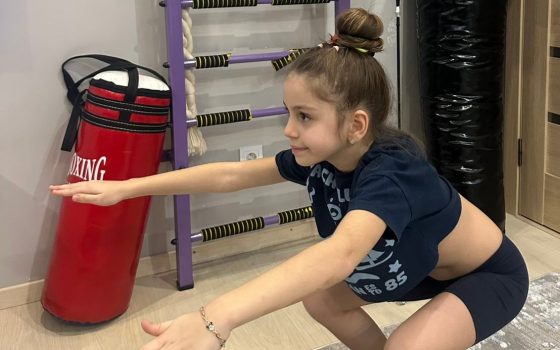 Маленька одеситка встановила національний рекорд з присідання «фото»