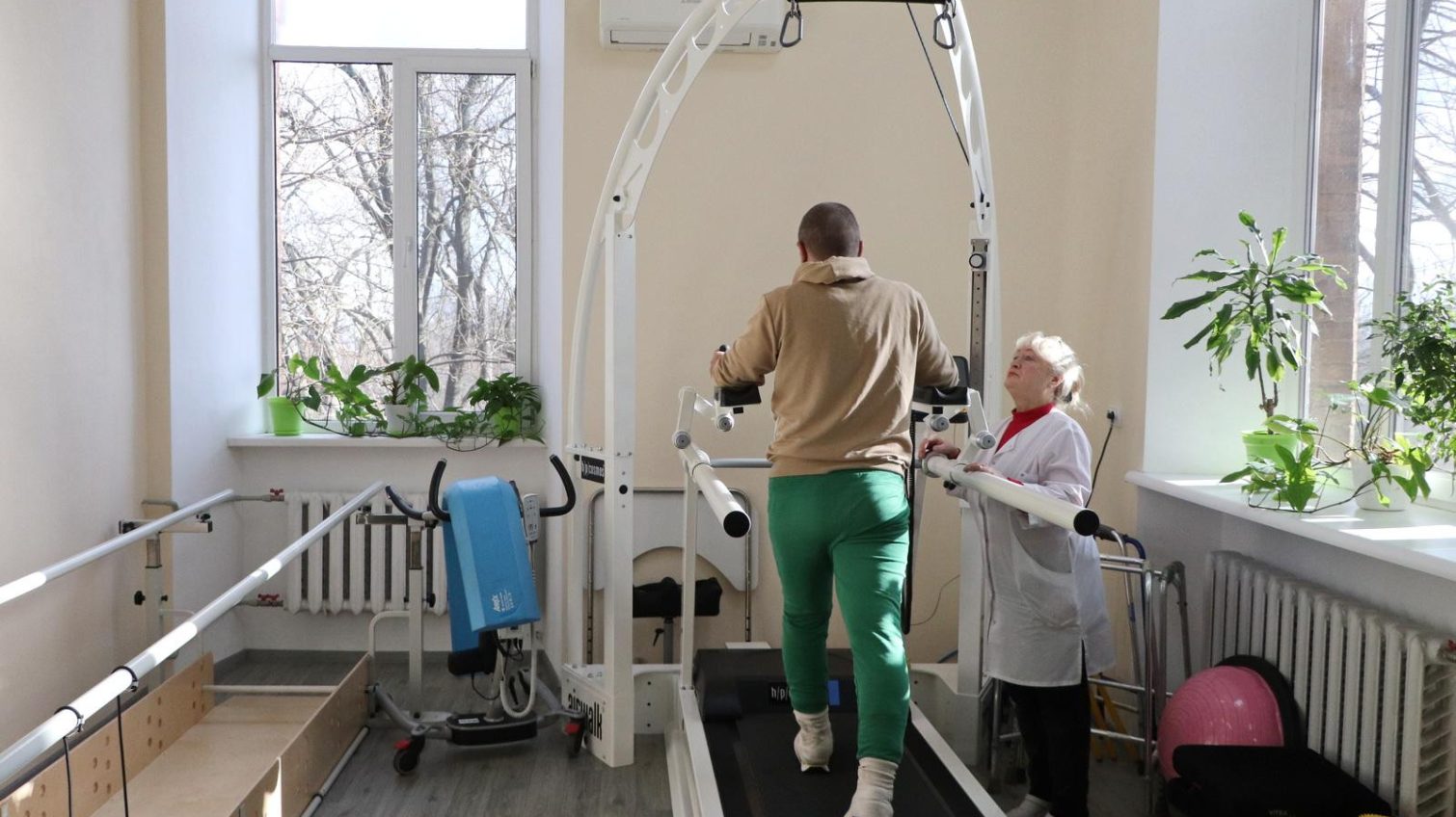 В Одесі на базі лікарні № 11 працює сучасне відділення реабілітації (фото) «фото»