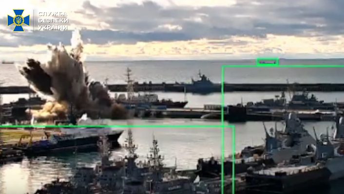 Унікальна спецоперація: Україна вразила російський підводний човен з «Калібрами» у Новоросійську «фото»