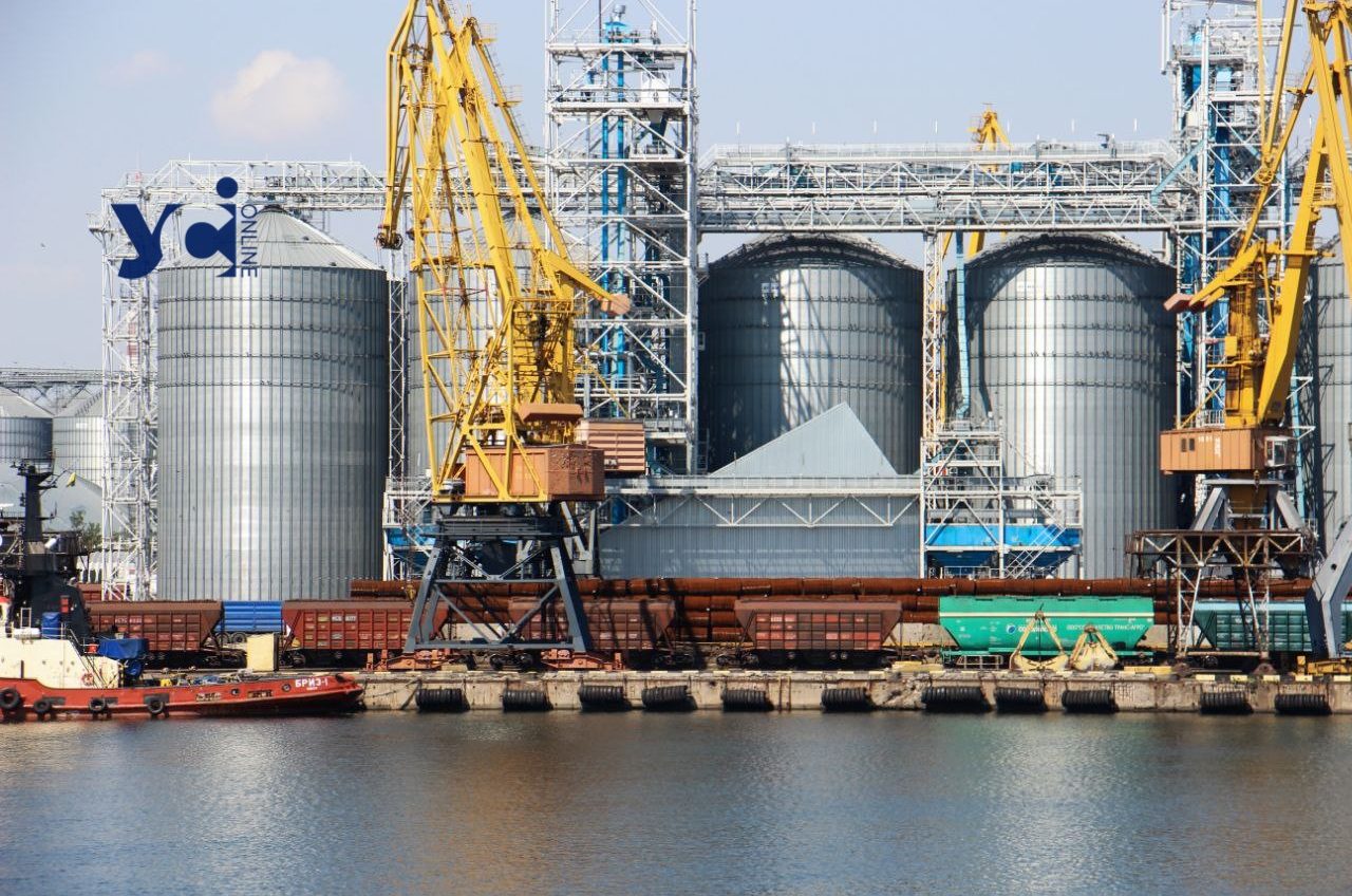 Одеський порт досі без електрики: компанії працюють від генераторів, є зміни в експорті зернових «фото»