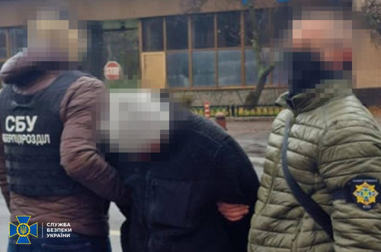 Житель Одещини на замовлення рф, готував обстріли по теплових- та гідроелектростанціях Київщини (фото) «фото»