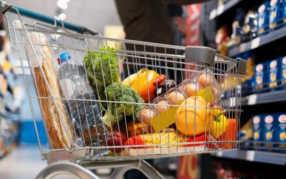 Нарешті українці зможуть витратити тисячу гривень «Зимової підтримки» на продукти у Сільпо «фото»